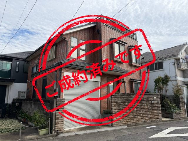 駅チカ徒歩７分の好立地の中古住宅は、如何 ですか！総タイル張りの外観が魅力的です！
